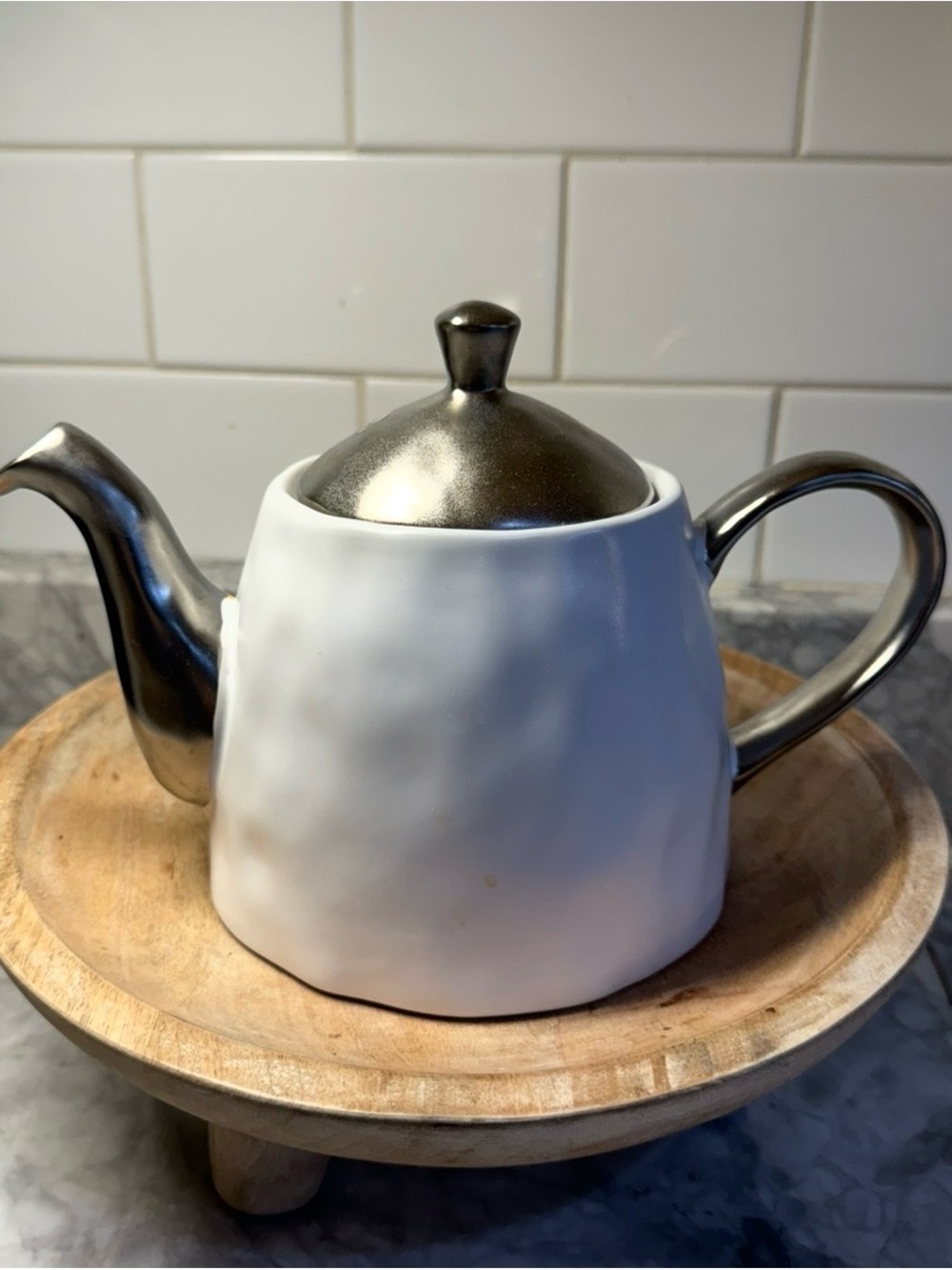 Nicole Miller White Ceramic Teapot with Metallic Silver Lid and Handle